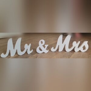 Mr & Mrs decoration